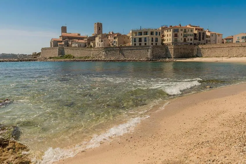 Gorgeous Brand New 2 Bedrooms Antibes France