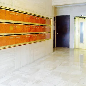Elegant & Luminous 2-br - Center Appartement